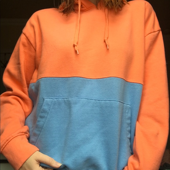 Color block Zine brand sweatshirt from Zumiez - Picture 2 of 3